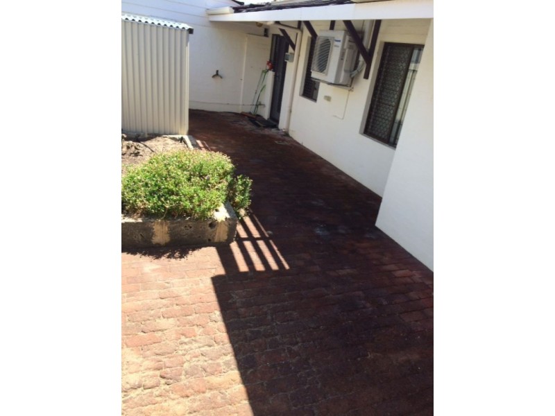 2/45 Preston Point Road, Bicton WA 6157