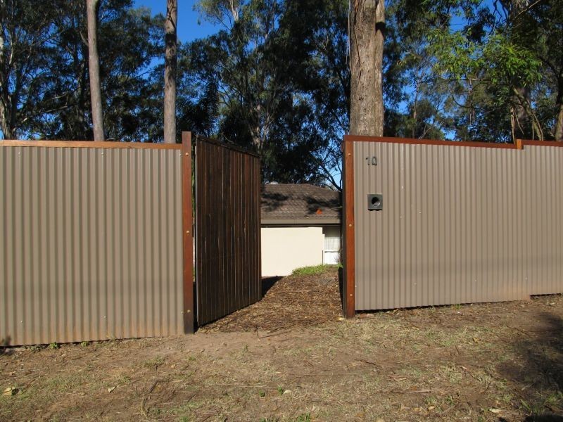 10 Fiona Street, Bellbird Park QLD 4300