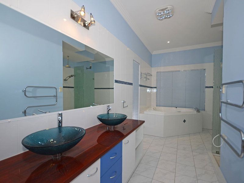 51 Gundesen Drive, Urraween QLD 4655