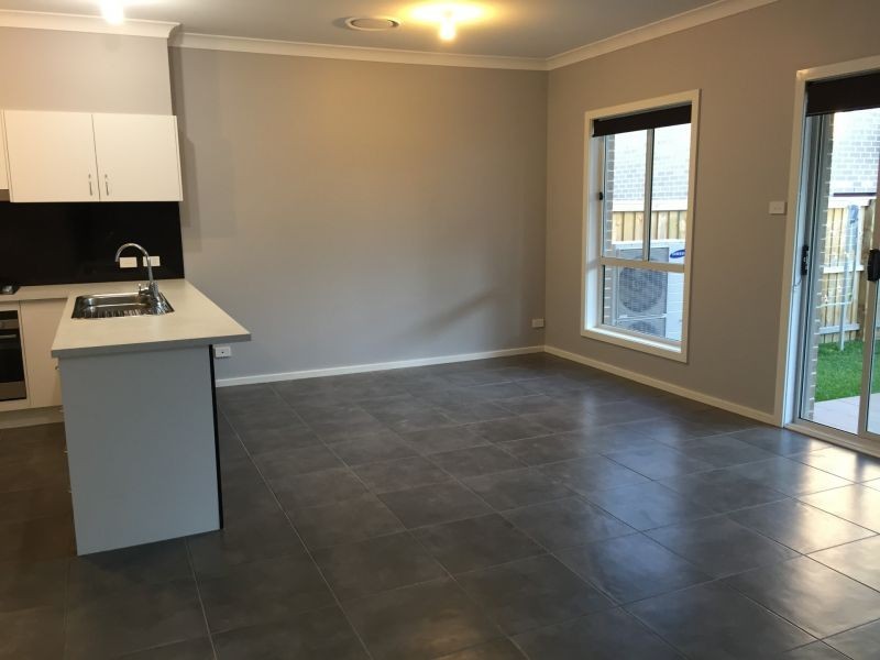 36 William Hart Crescent, Penrith NSW 2750