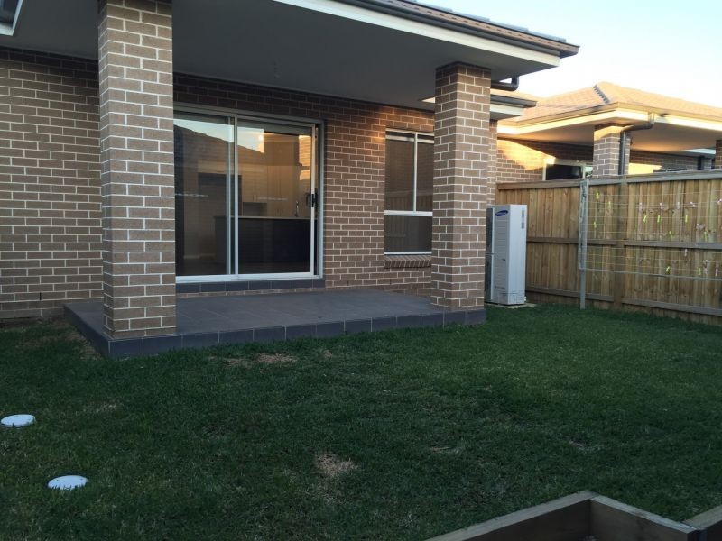 36 William Hart Crescent, Penrith NSW 2750