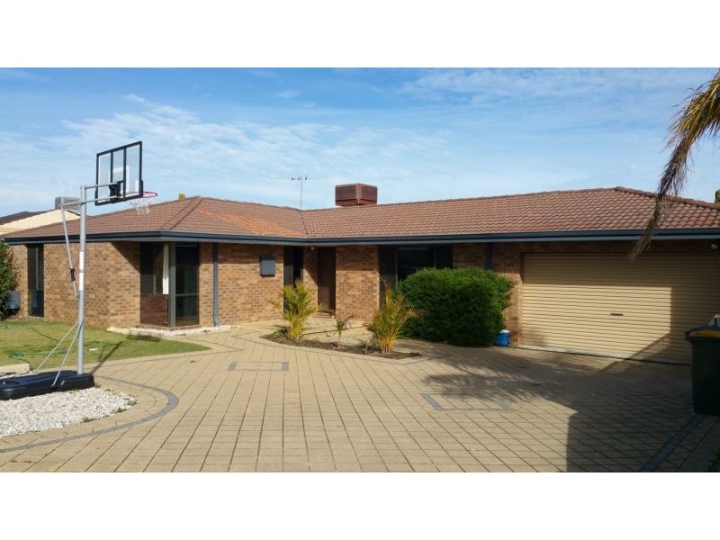 181 Kingsley Drive, Kingsley WA 6026