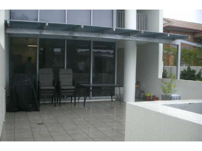 6/15 Walsh St, Milton QLD 4064