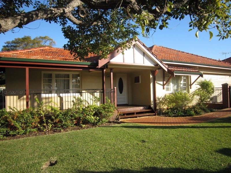 5 Cromarty Road, Floreat WA 6014