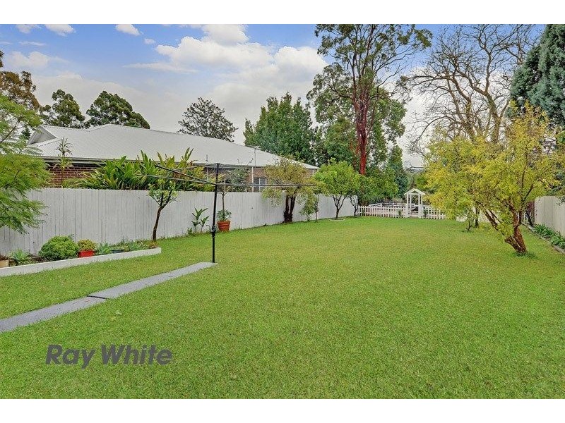 13 Willoughby St, Epping NSW 2121