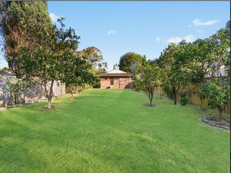 13 Willoughby St, Epping NSW 2121