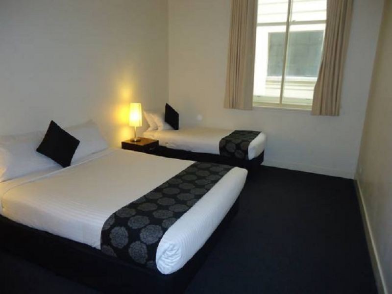 12/392 Little Collins Street, Melbourne VIC 3000