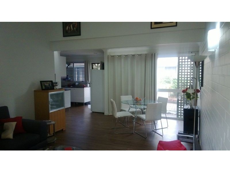 12/10 Preston Rd, Manly West QLD 4179