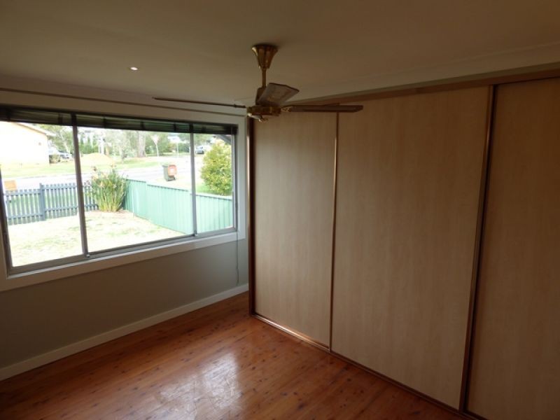 45 Panorama Parade, Berkeley Vale NSW 2261