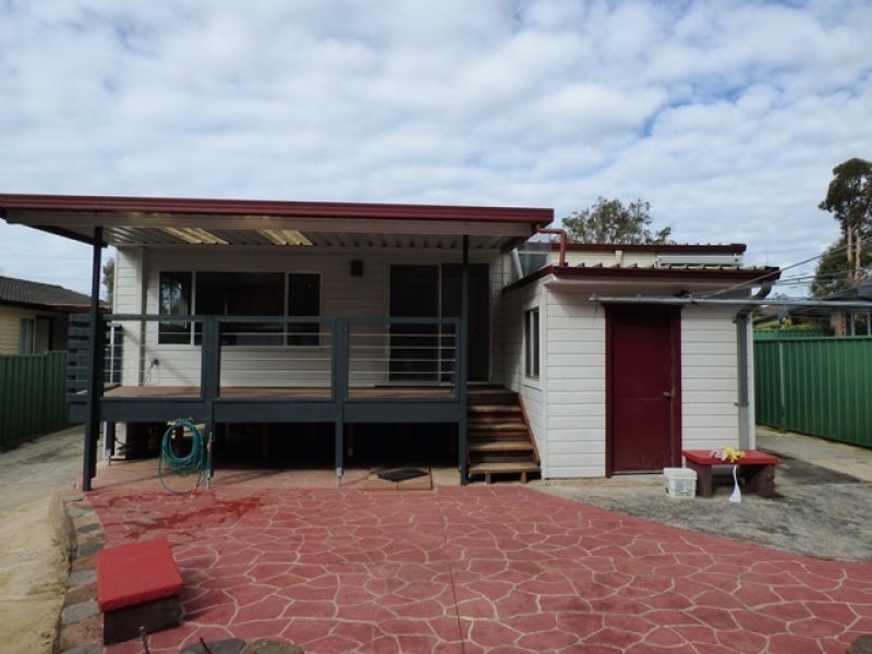 45 Panorama Parade, Berkeley Vale NSW 2261