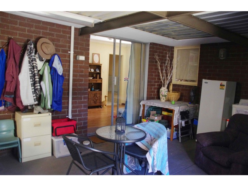 2 Babington Crescent, Bayswater WA 6053