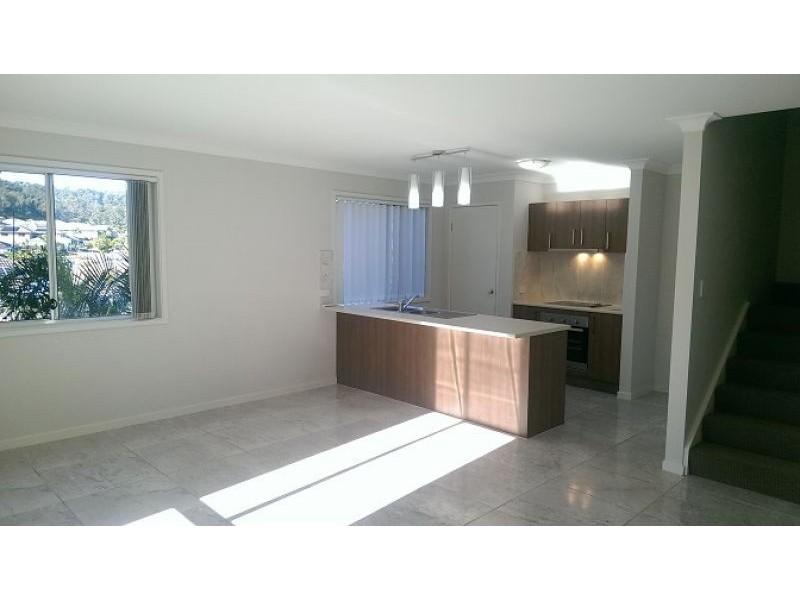 133c Wunburra Circle, Pacific Pines QLD 4211