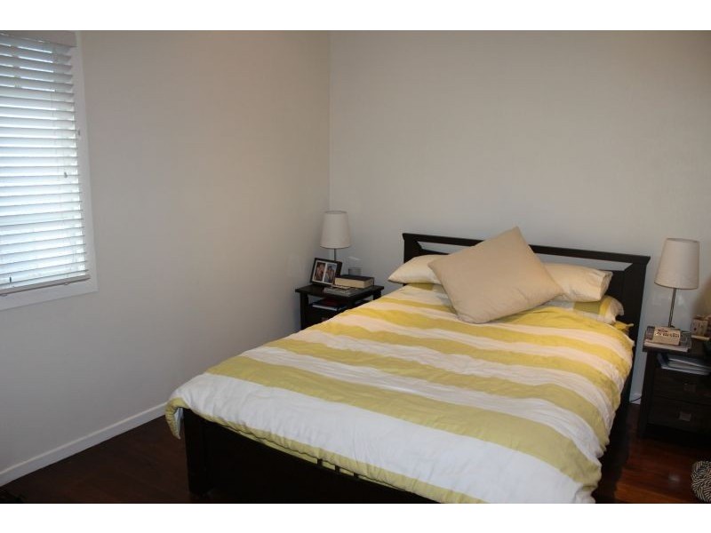 206 Thynne Rd, Morningside QLD 4170