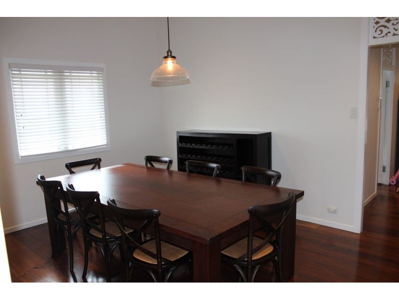 206 Thynne Rd, Morningside QLD 4170