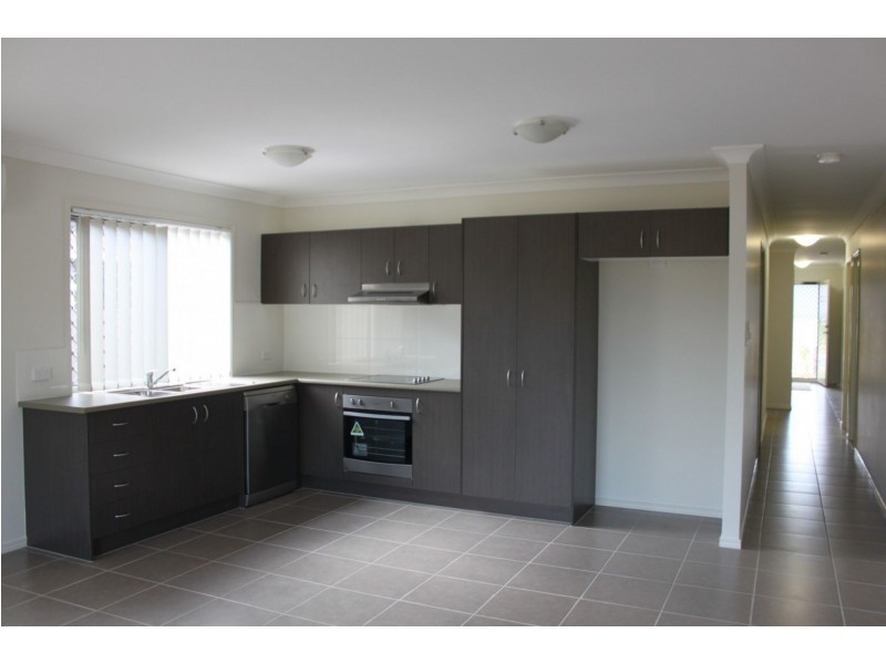 26a Neitz St, Morayfield QLD 4506