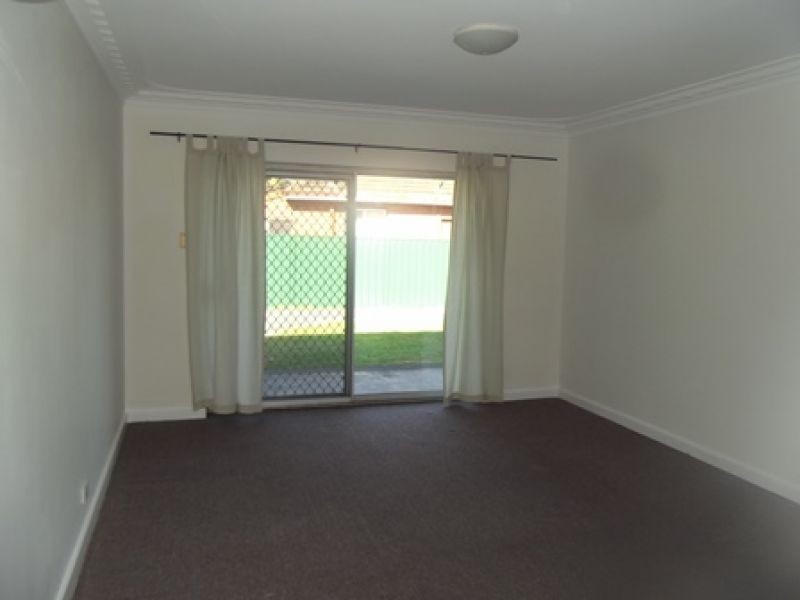 2/100 Edgecumbe Street, Como WA 6152