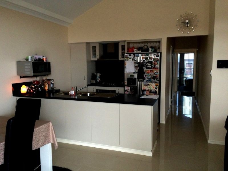 25 Pineroo Terrace, Ellenbrook WA 6069