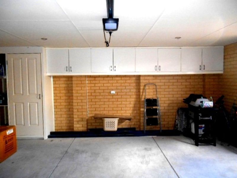 25 Pineroo Terrace, Ellenbrook WA 6069