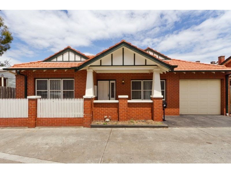 2a James Street, Glen Huntly VIC 3163