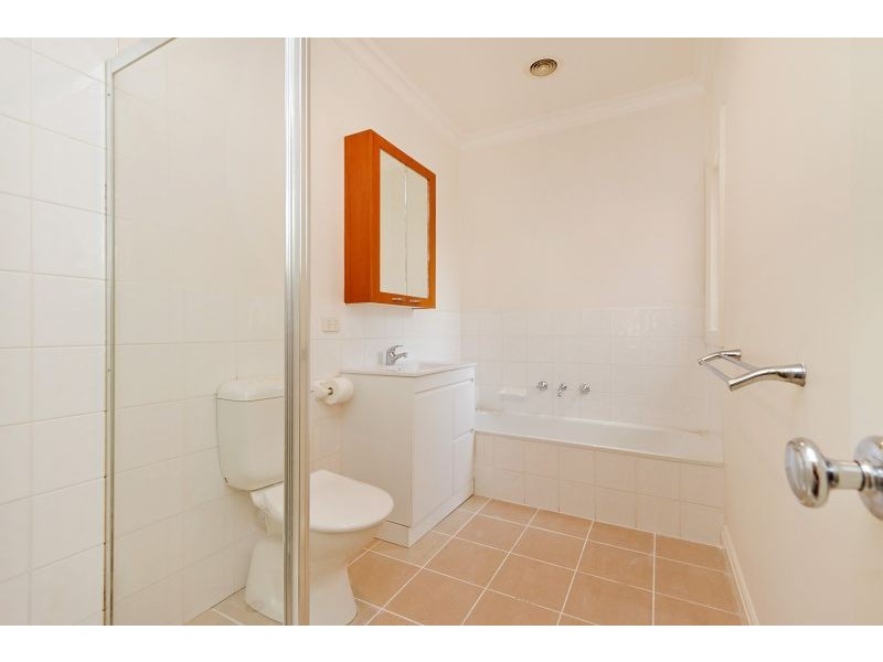 2a James Street, Glen Huntly VIC 3163