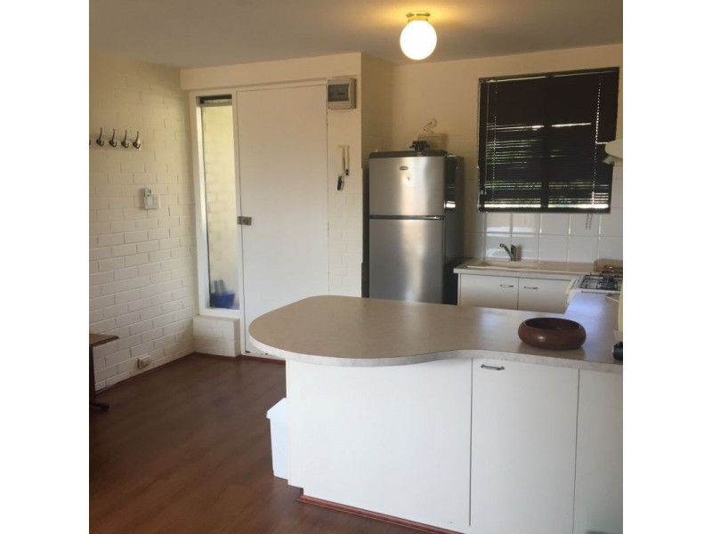 16t/24 Pearson Street, Churchlands WA 6018