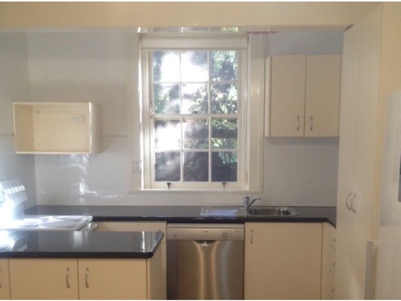 2/21 Clanville Road, Roseville NSW 2069