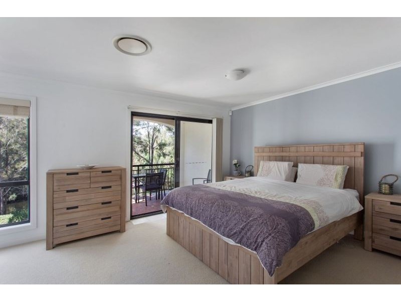 8879 Magnolia Drive East, Hope Island QLD 4212