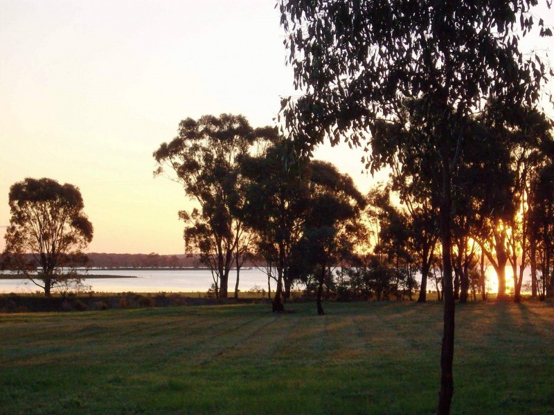 90 Harriman Rd, Waranga Shores VIC 3612