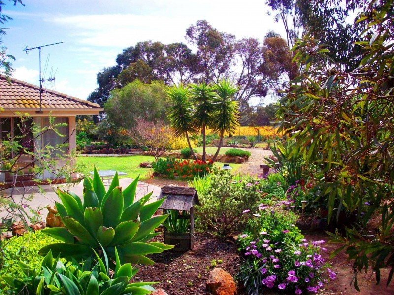 90 Harriman Rd, Waranga Shores VIC 3612