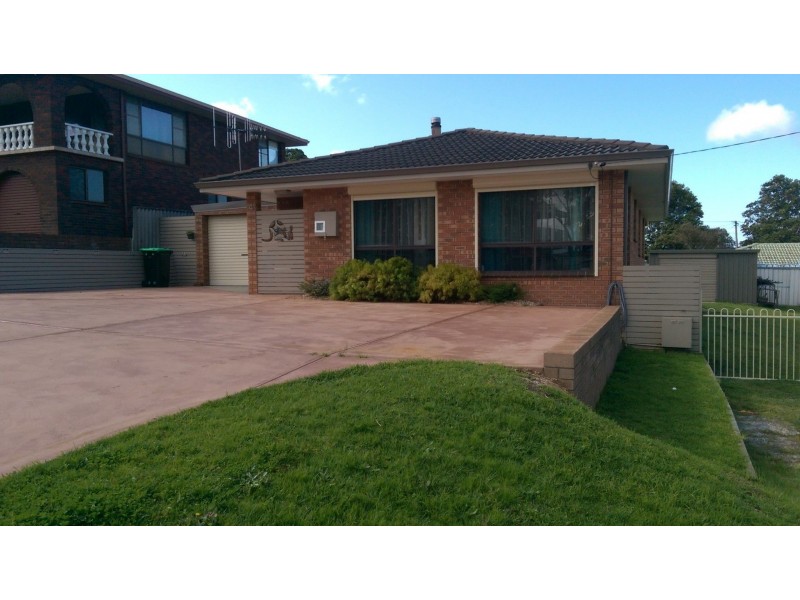 4 Kampong Road, Yakamia WA 6330