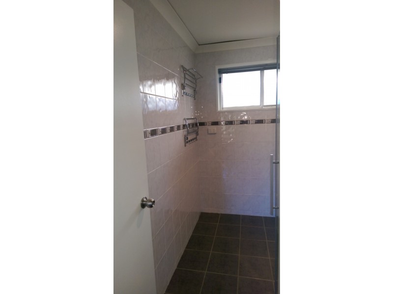 4 Kampong Road, Yakamia WA 6330