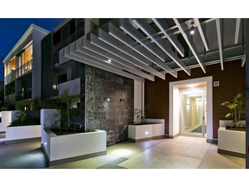 30/16 Corio Street, Bulimba QLD 4171
