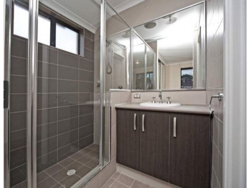 12a Sussex Road, Forrestfield WA 6058