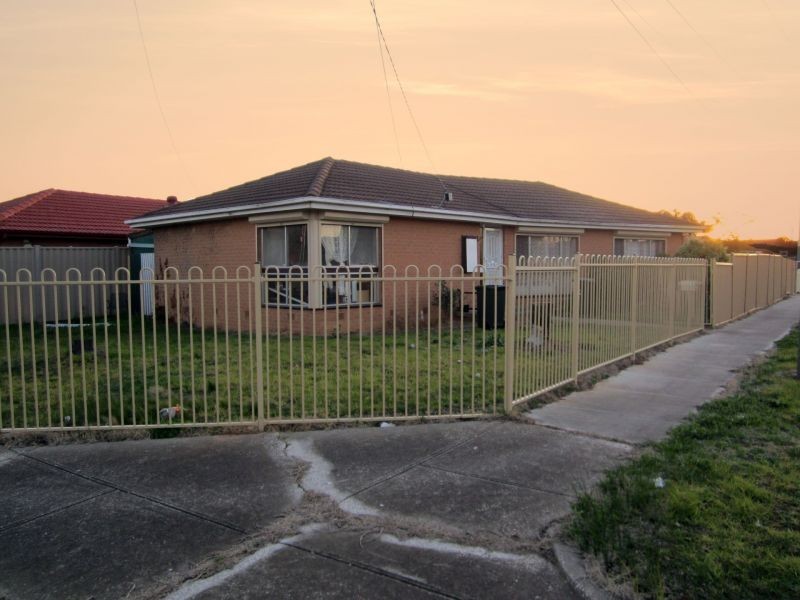 5 Browne Avenue, St Albans VIC 3021