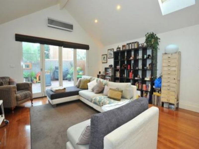 9 Mason Avenue, Elwood VIC 3184