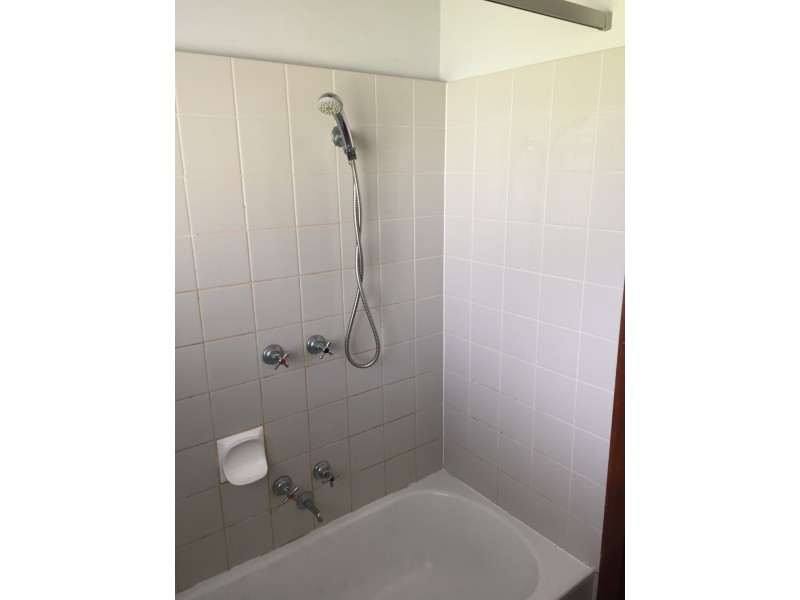 14 Kerang Avenue, Reservoir VIC 3073