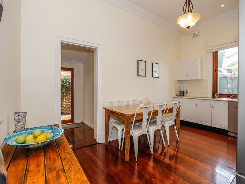 54 Tenth Ave, Inglewood WA 6052