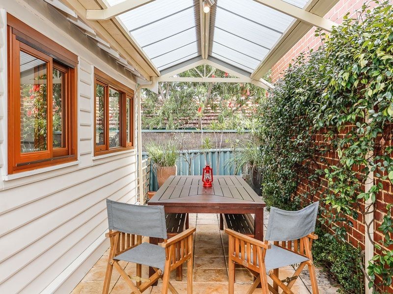 54 Tenth Ave, Inglewood WA 6052