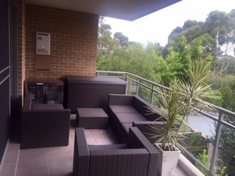 6/33 Cecil Avenue, Castle Hill NSW 2154