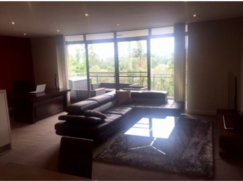 6/33 Cecil Avenue, Castle Hill NSW 2154