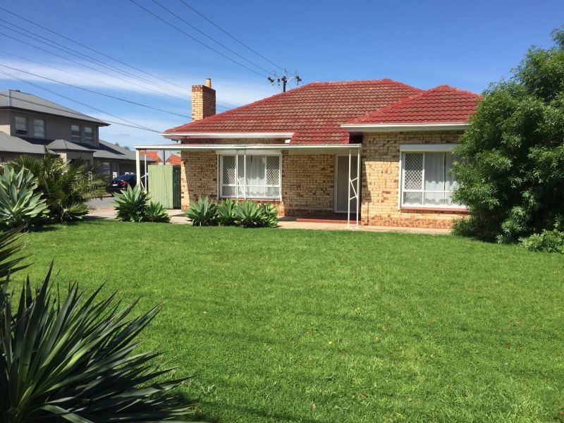 28 Macfarlane Street, Glenelg North SA 5045