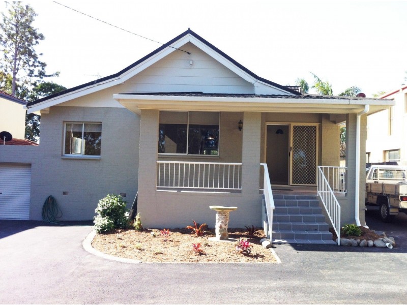 49 Winchester Street, Southport QLD 4215