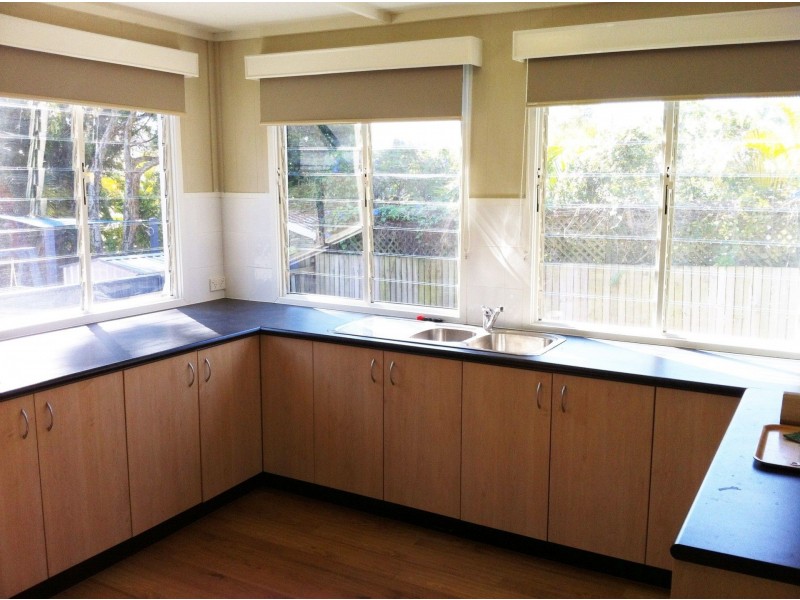 49 Winchester Street, Southport QLD 4215