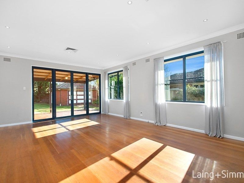 10 Rosemount Avenue, Pennant Hills NSW 2120