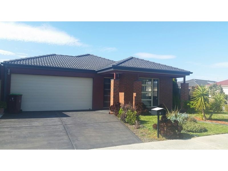 6 Banfield Place, Lyndhurst VIC 3975