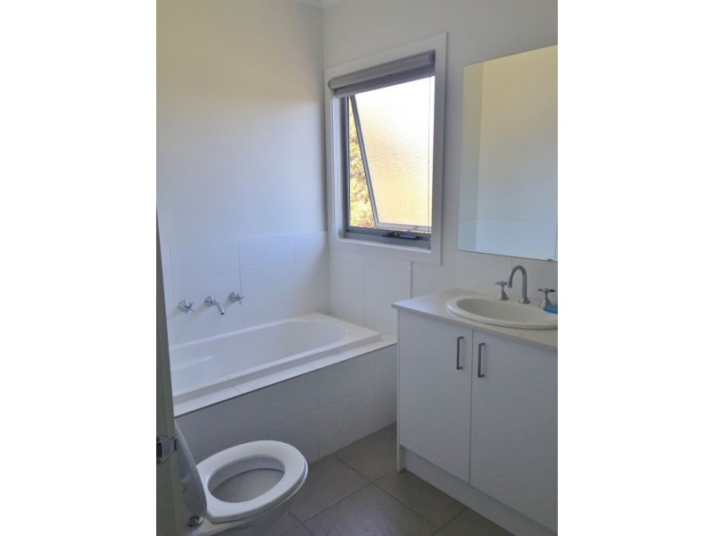 2b Burke Court, Laverton VIC 3028