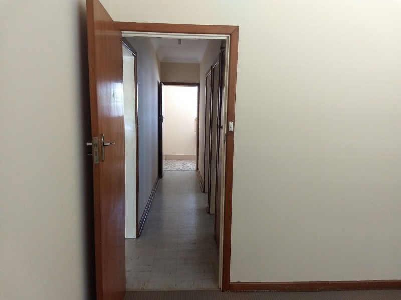 73A Woodhall St, Stirling WA 6021