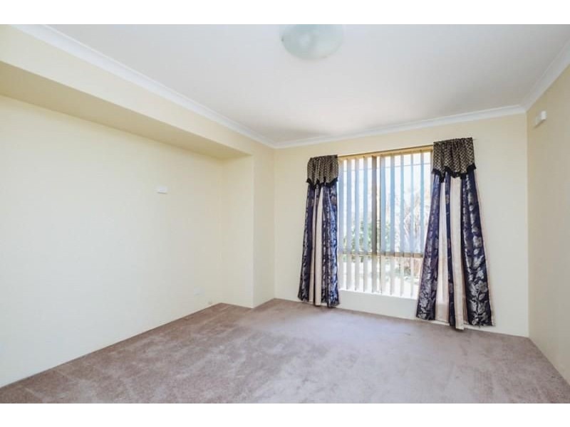 8 Ronez Elbow, Merriwa WA 6030