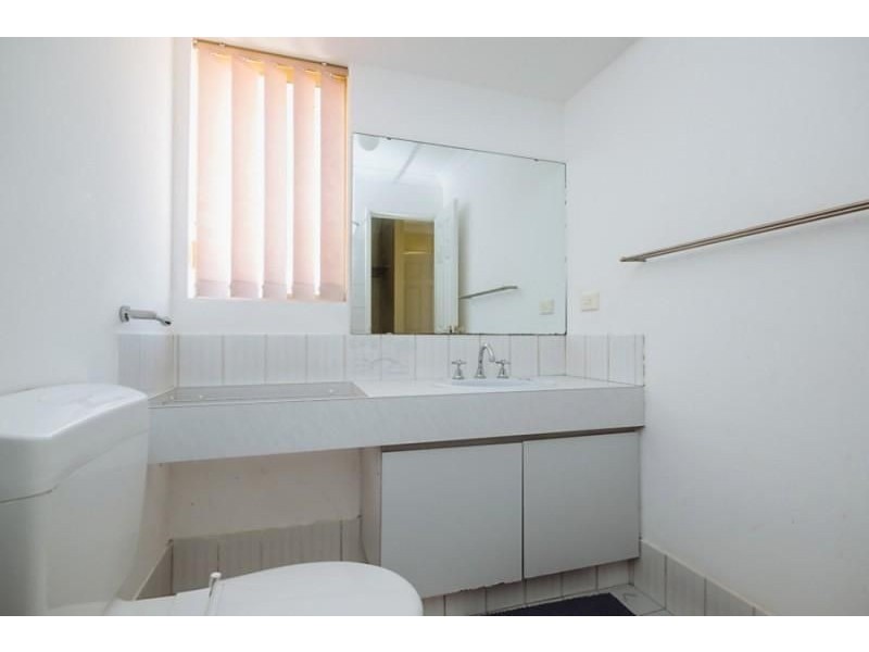 8 Ronez Elbow, Merriwa WA 6030