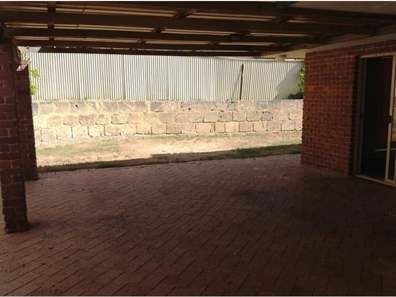 8 Ronez Elbow, Merriwa WA 6030